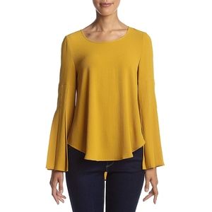 Mustard Cupio Boho Bell Sleeve Top NWT